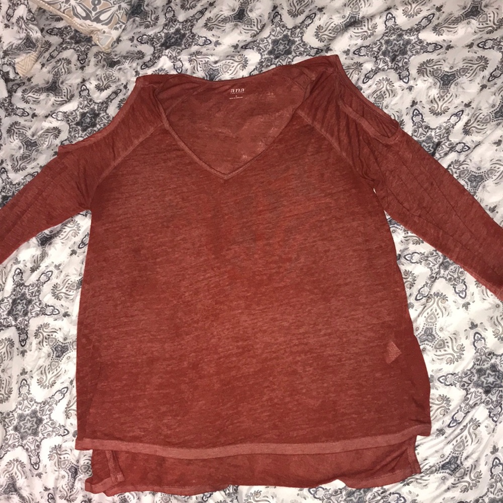 Lightweight T-shirt